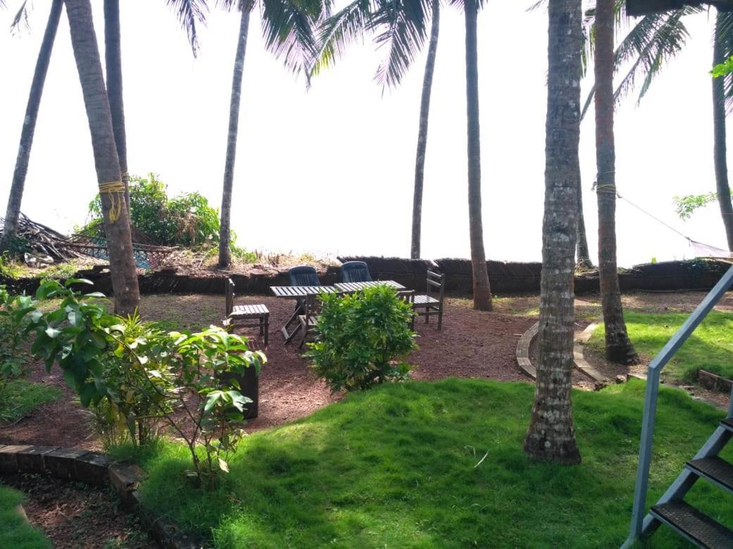 Perch By The Sea Bed and Breakfast Kannur Buitenkant foto